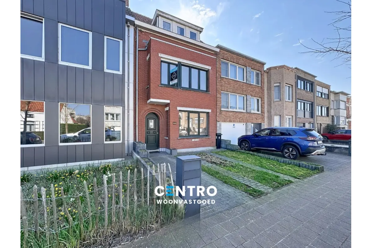Huis te  koop in Blankenberge 8370 385000.00€ 4 slaapkamers 208.00m² - Zoekertje 731147