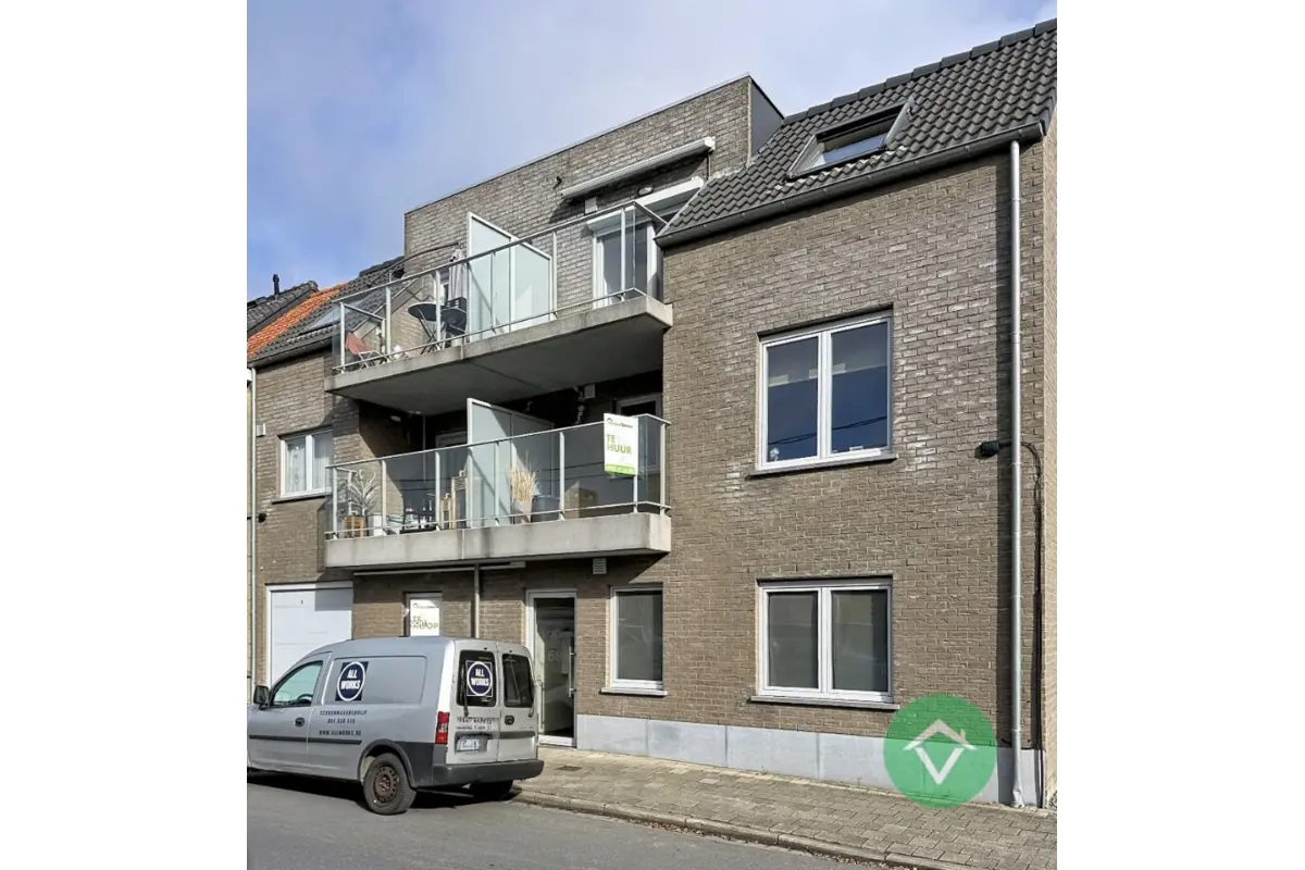 Appartement te  huur in Roeselare 8800 775.00€ 2 slaapkamers m² - Zoekertje 731337