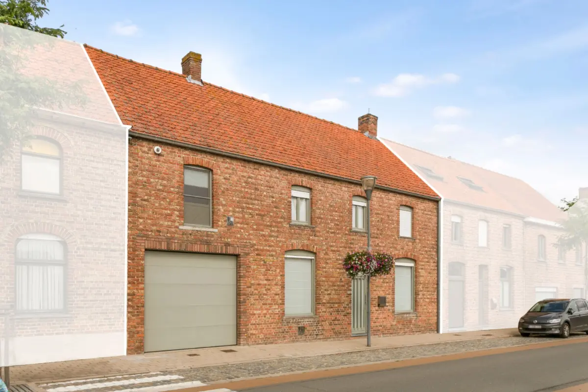 Huis te  koop in Merkem 8650 319000.00€ 5 slaapkamers 282.00m² - Zoekertje 732053