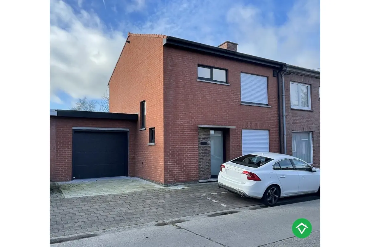 Huis te  huur in Roeselare 8800 950.00€ 2 slaapkamers m² - Zoekertje 732930
