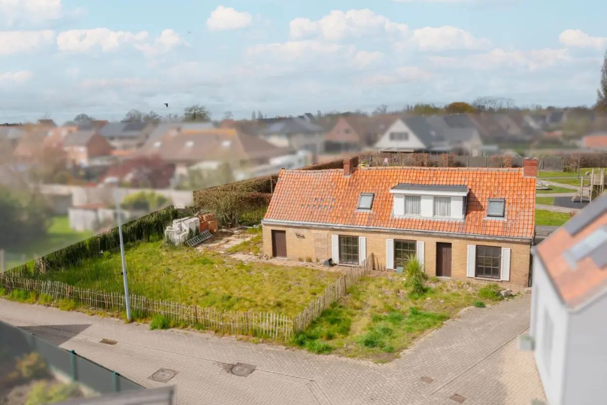Huis te  koop in Koekelare 8680 144900.00€  slaapkamers 118.00m² - Zoekertje 733891