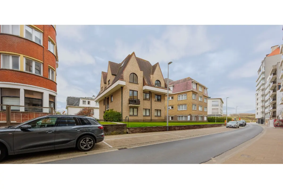 Appartement te  koop in Heist-aan-Zee 8301 995000.00€ 3 slaapkamers 113.00m² - Zoekertje 735622