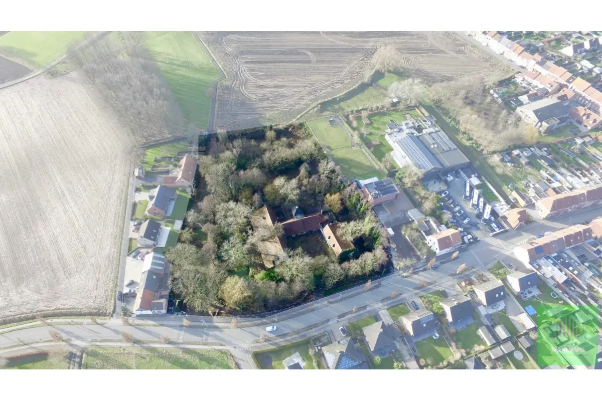 Bouwgrond te  koop in Lauwe 8930 0.00€  slaapkamers m² - Zoekertje 736160