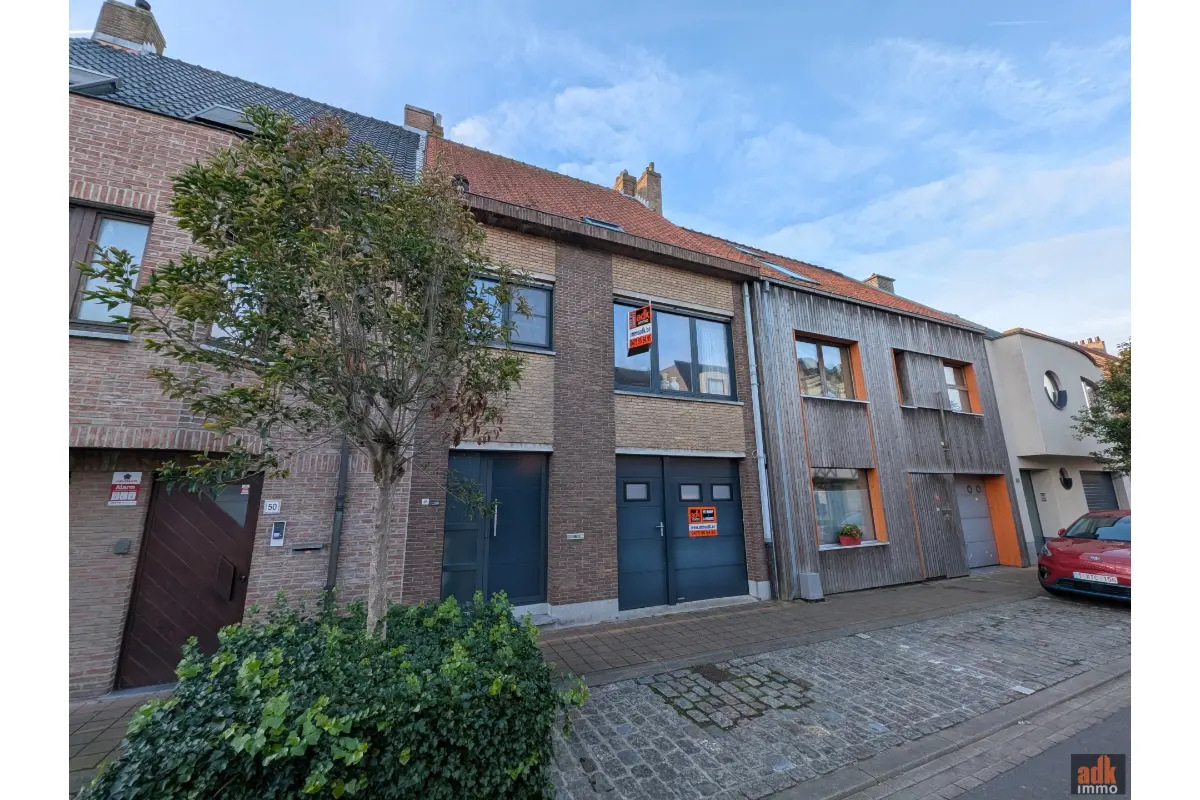 Huis te  koop in De Panne 8660 299000.00€ 6 slaapkamers 182.00m² - Zoekertje 736887