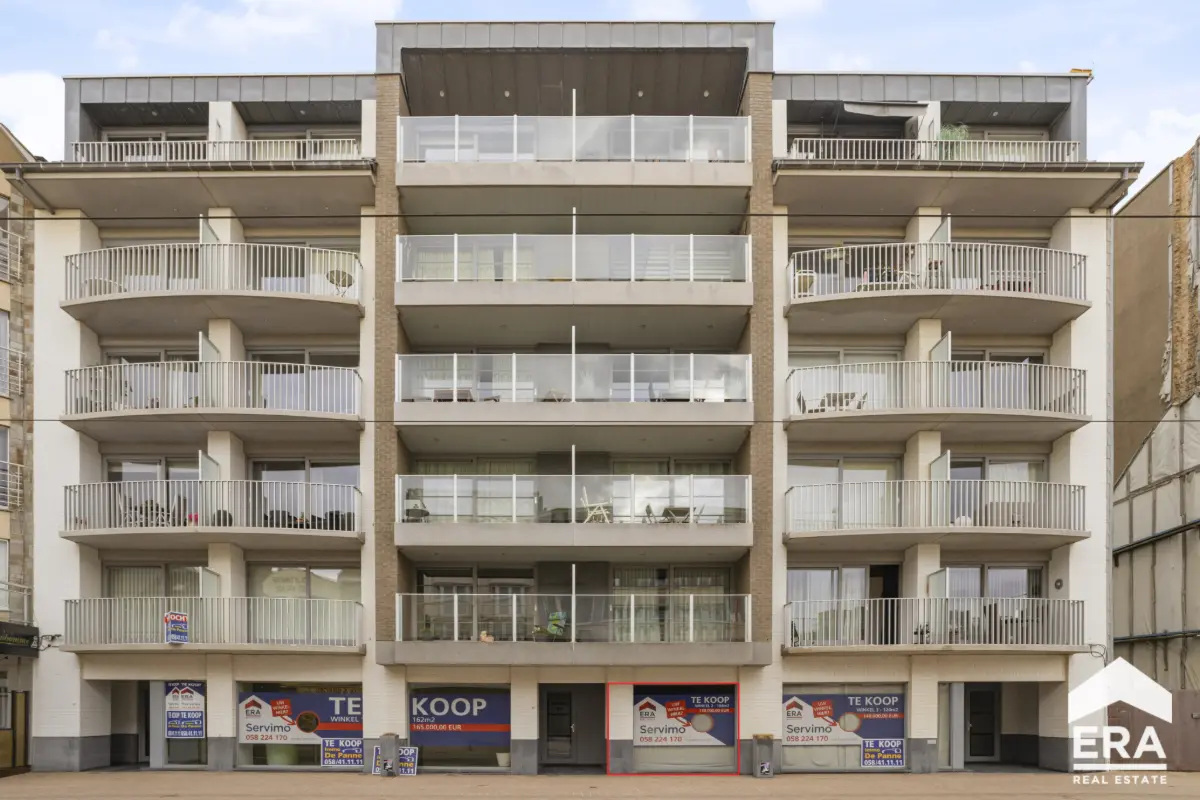 Handelszaak te  koop in De Panne 8660 130000.00€ 0 slaapkamers 104.00m² - Zoekertje 736985