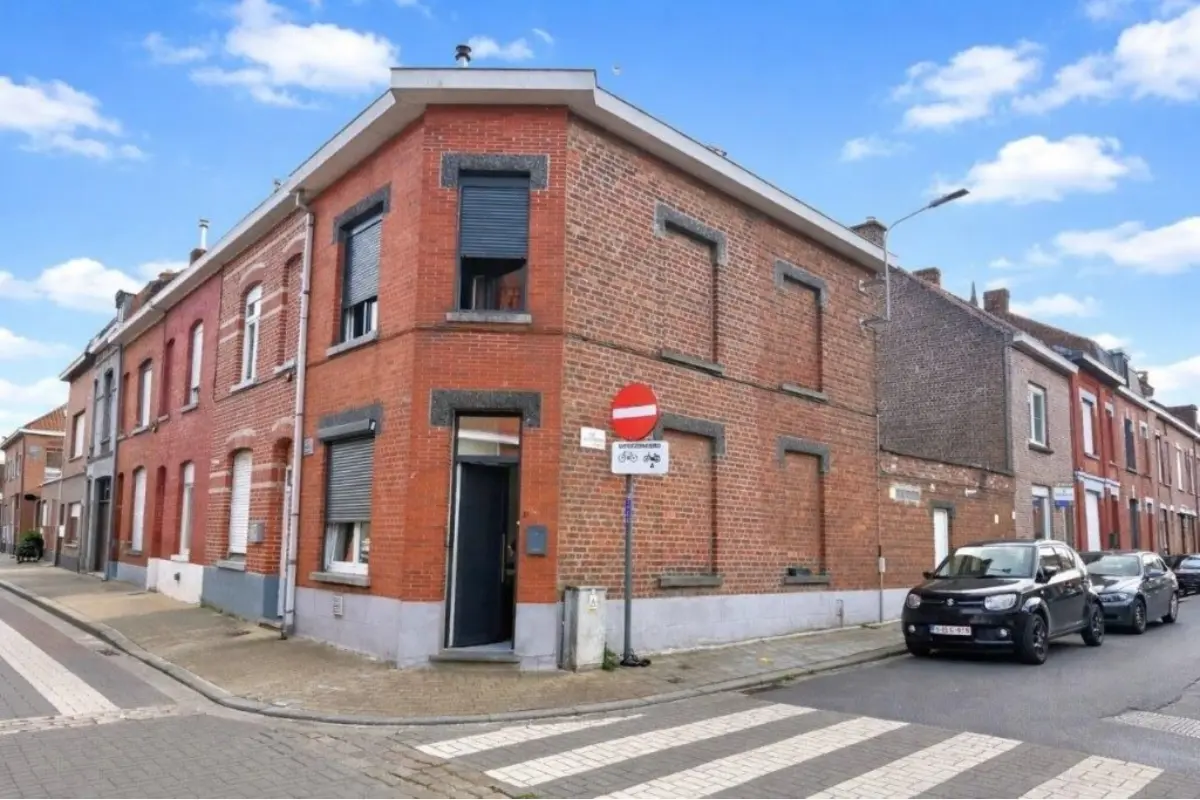 Huis te  koop in Menen 8930 165000.00€ 3 slaapkamers 112.00m² - Zoekertje 737737