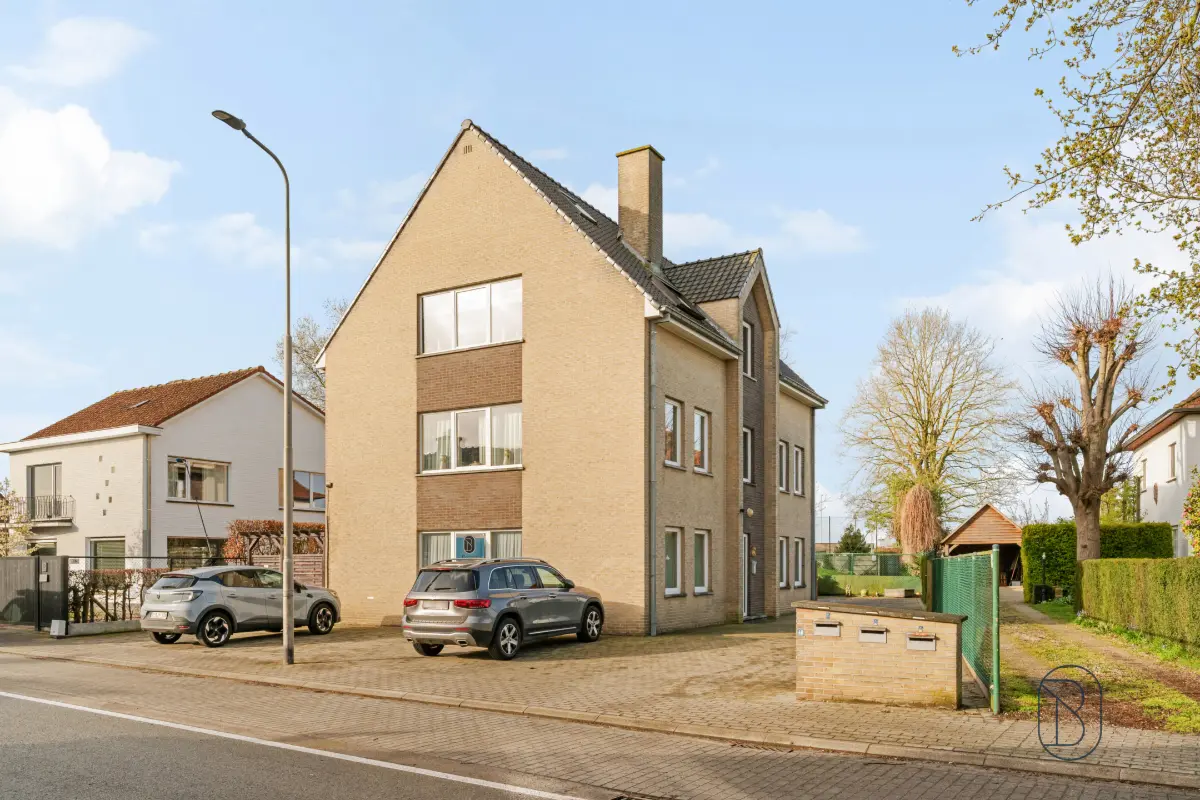 Appartement te  koop in Waregem 8790 215000.00€ 2 slaapkamers 98.00m² - Zoekertje 737518
