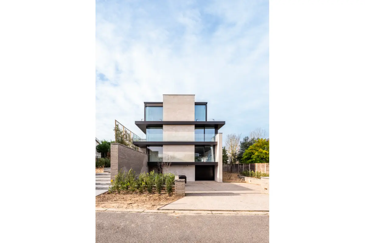 Box te  koop in De Panne 8660 25000.00€  slaapkamers m² - Zoekertje 737785