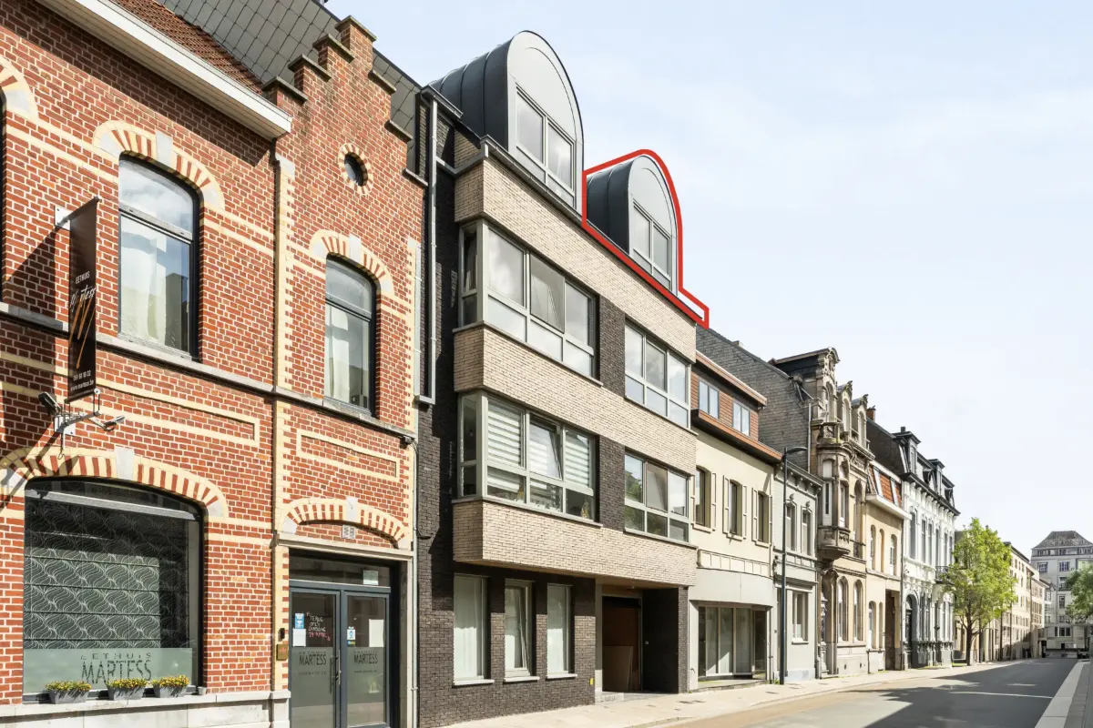 Appartement te  koop in Izegem 8870 215000.00€ 1 slaapkamers 95.00m² - Zoekertje 737565