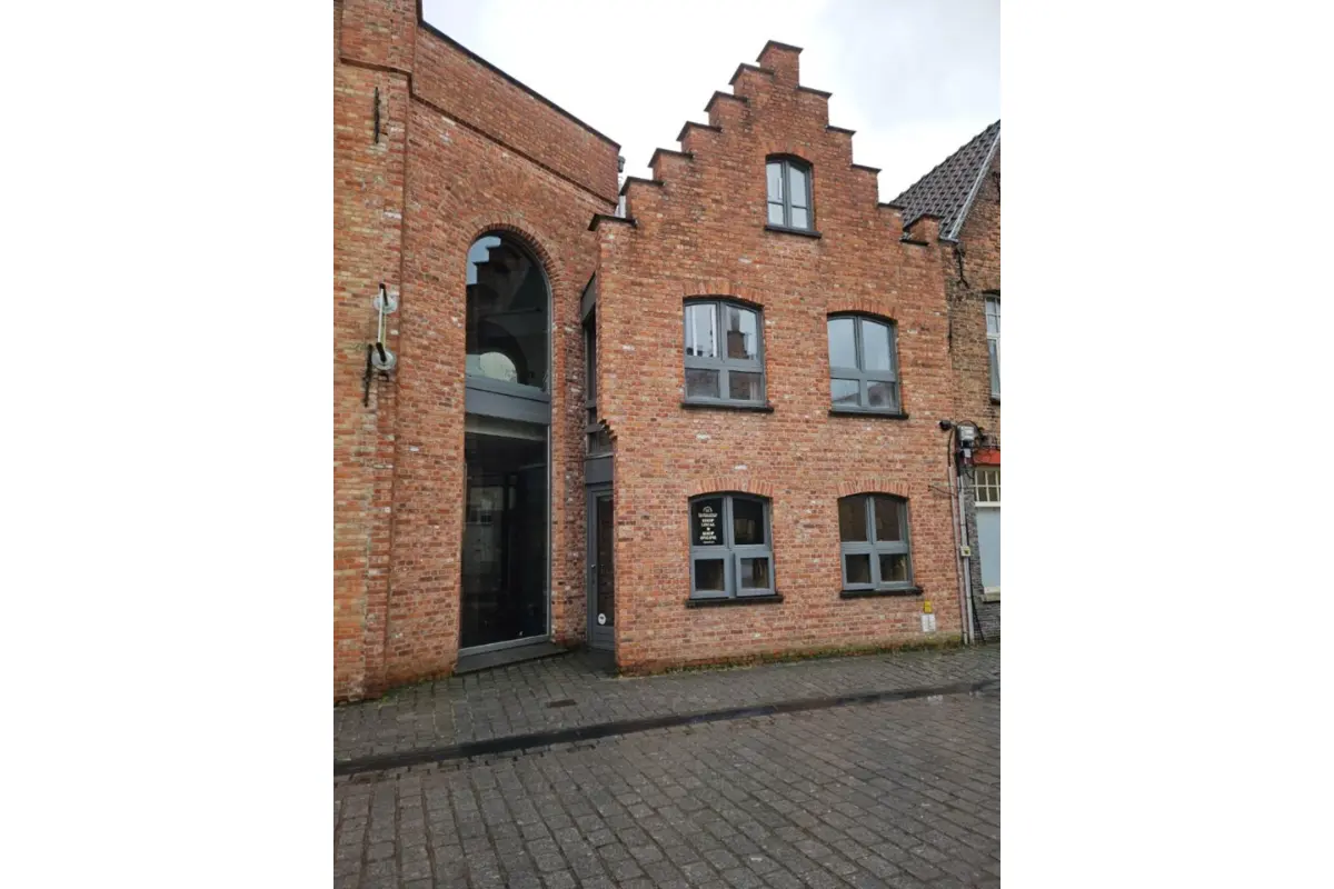 Huis te  koop in Brugge 8000 245000.00€  slaapkamers 134.00m² - Zoekertje 738666