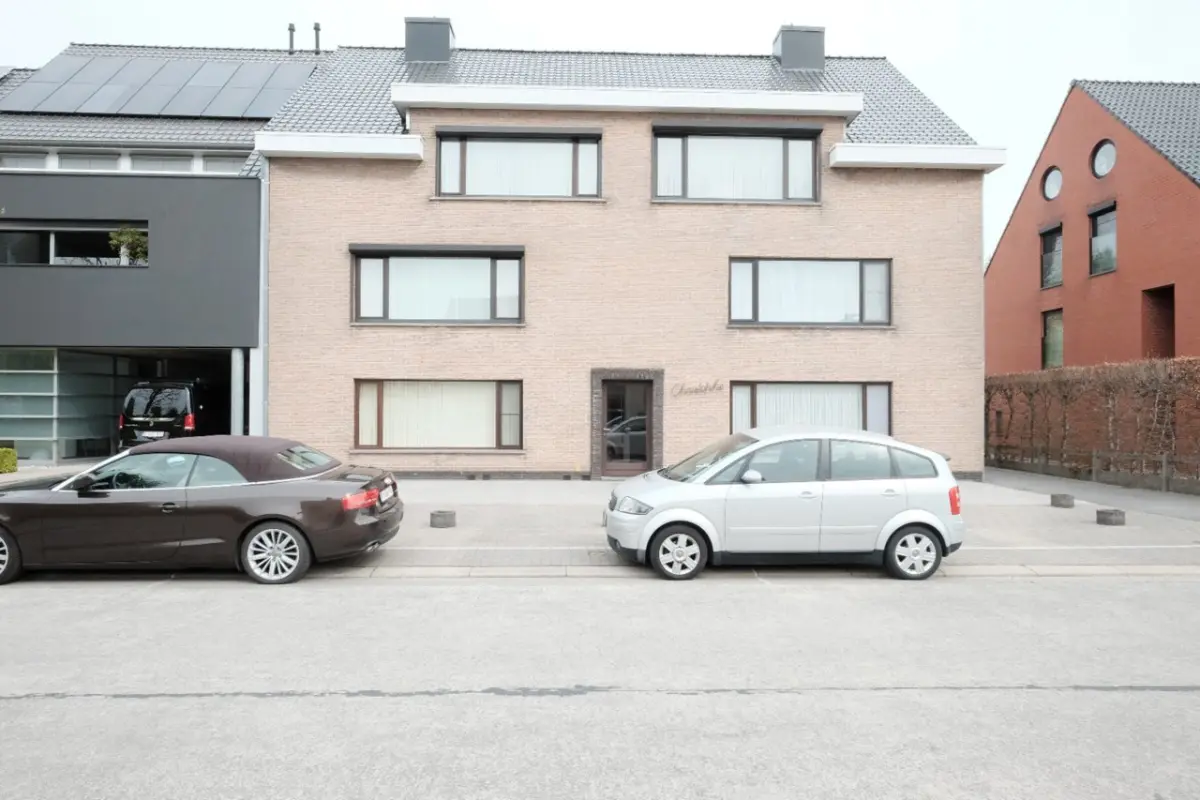 Appartement te  koop in Roeselare 8800 0.00€ 2 slaapkamers 75.00m² - Zoekertje 738702