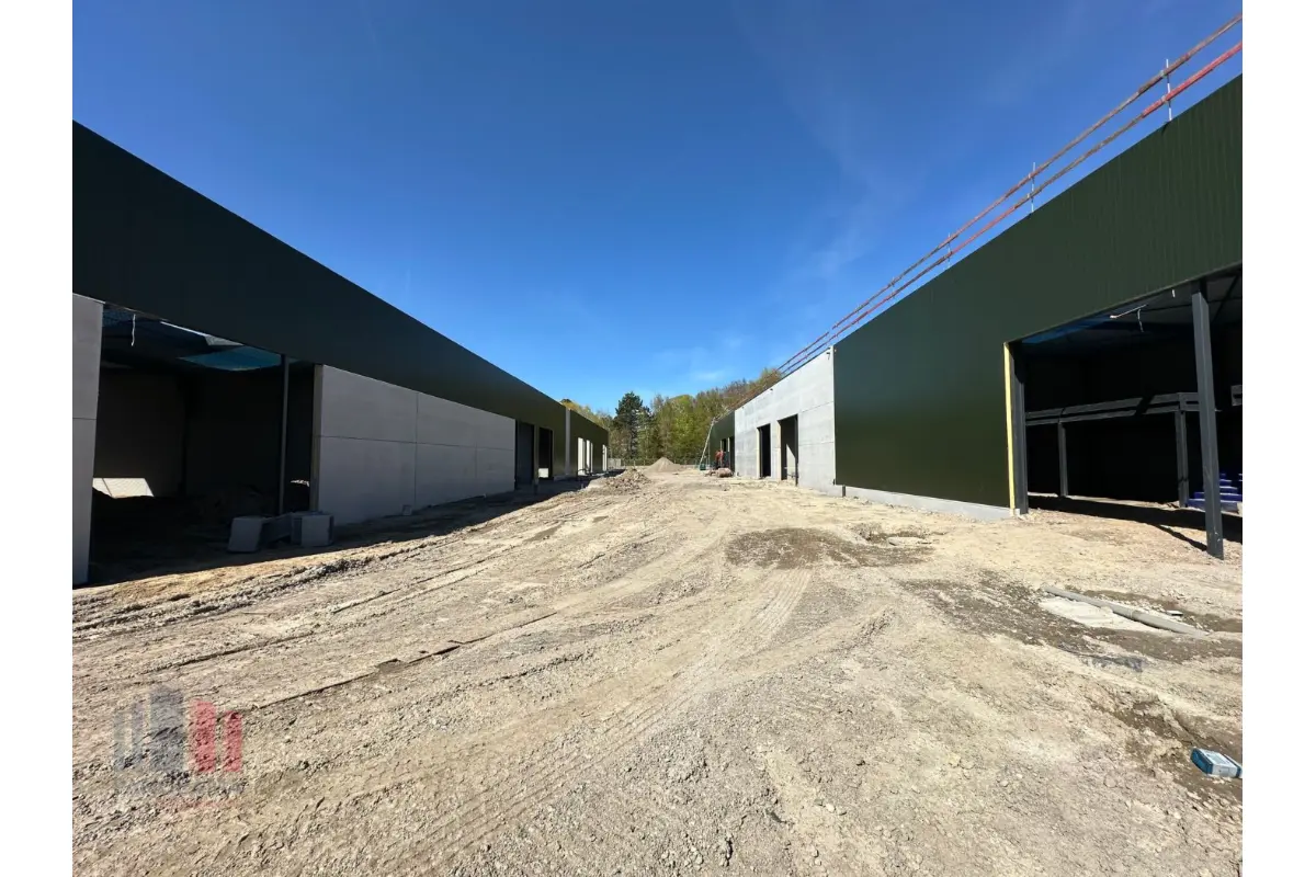 Handelszaak te  koop in Waregem 8790 488500.00€  slaapkamers 360.00m² - Zoekertje 738934