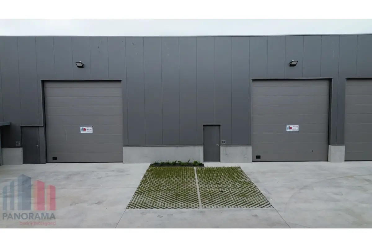 Handelszaak te  koop in Brugge 8000 388800.00€  slaapkamers 239.00m² - Zoekertje 739888