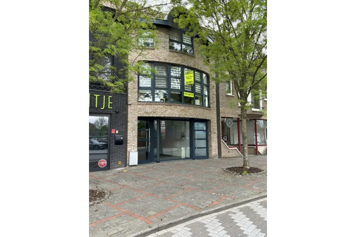Duplex te  huur in Rumbeke 8800 850.00€ 3 slaapkamers 157.00m² - Zoekertje 740480