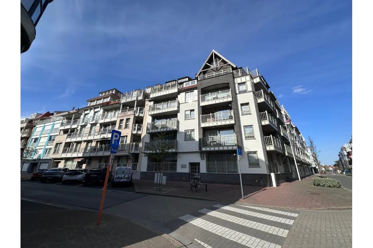 Parking & garage te  koop in Knokke 8300 80000.00€  slaapkamers m² - Zoekertje 740792