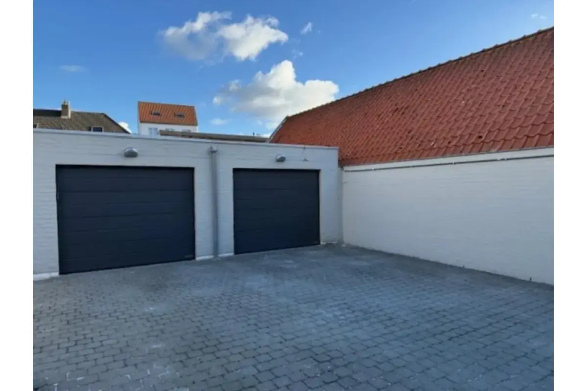 Box te  koop in Heist-aan-Zee 8301 495000.00€  slaapkamers m² - Zoekertje 740793