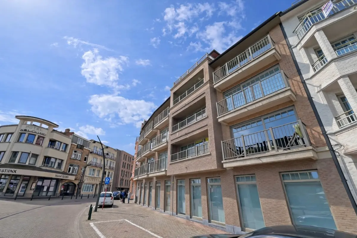 Appartement te  koop in De Panne 8660 210000.00€ 1 slaapkamers m² - Zoekertje 742295