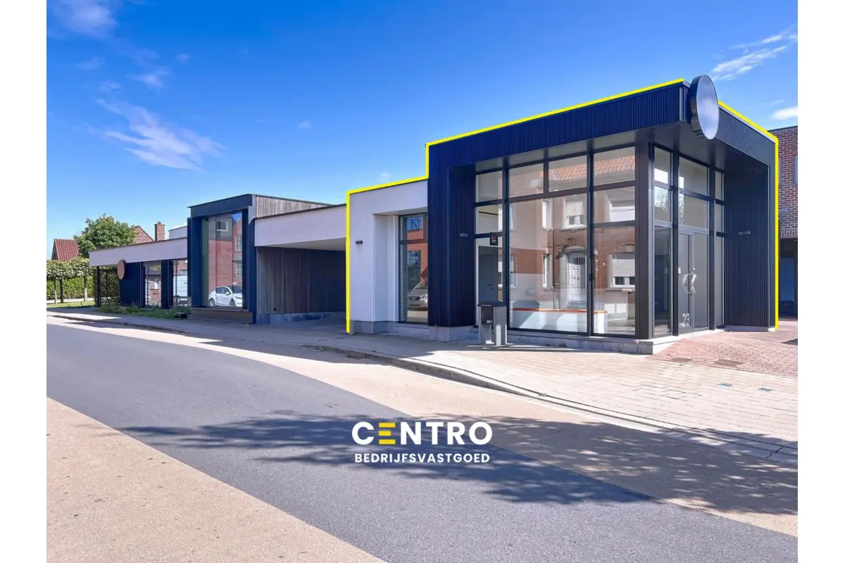 Handelszaak te  koop in Izegem 8870 0.00€  slaapkamers 167.00m² - Zoekertje 743411