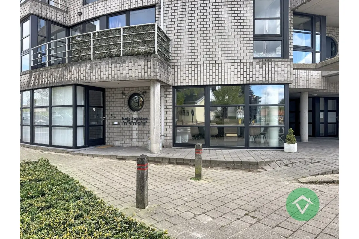Appartement te  koop in Koekelare 8680 245000.00€ 2 slaapkamers m² - Zoekertje 743972