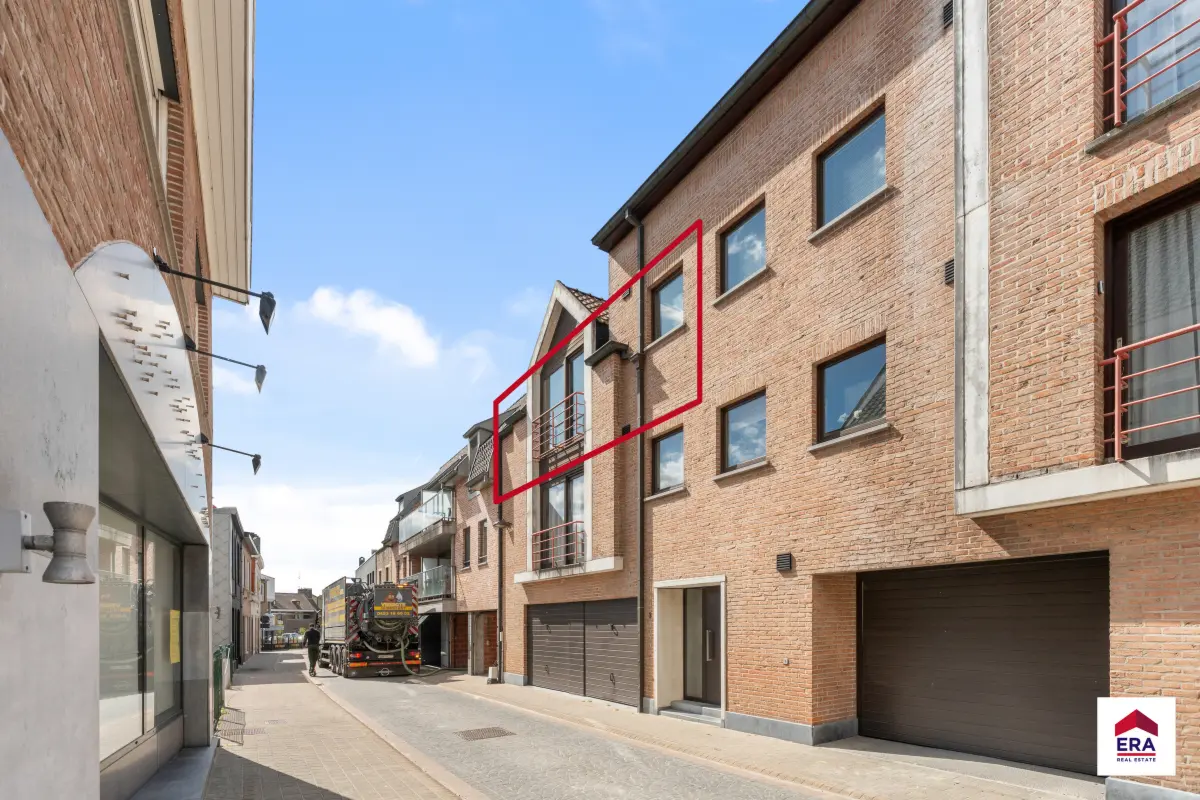 Appartement te  koop in Meulebeke 8760 145000.00€ 2 slaapkamers 82.00m² - Zoekertje 744071