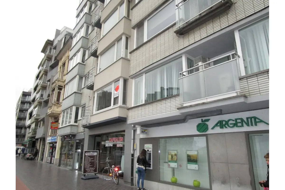 Appartement te  huur in Oostende 8400 750.00€ 2 slaapkamers 67.00m² - Zoekertje 744274