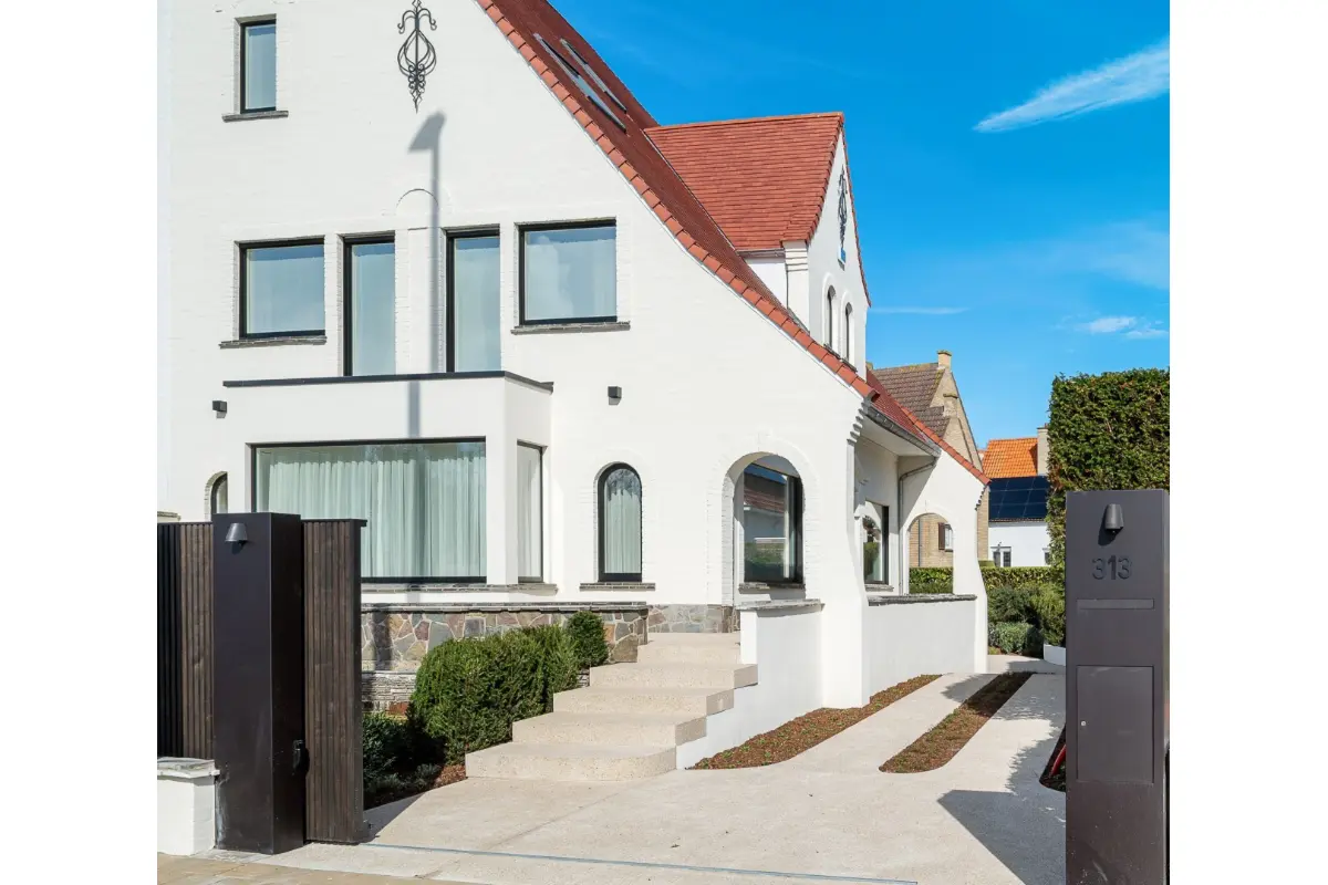 Huis te  koop in Heist-aan-Zee 8301 1945000.00€ 5 slaapkamers 279.00m² - Zoekertje 746107