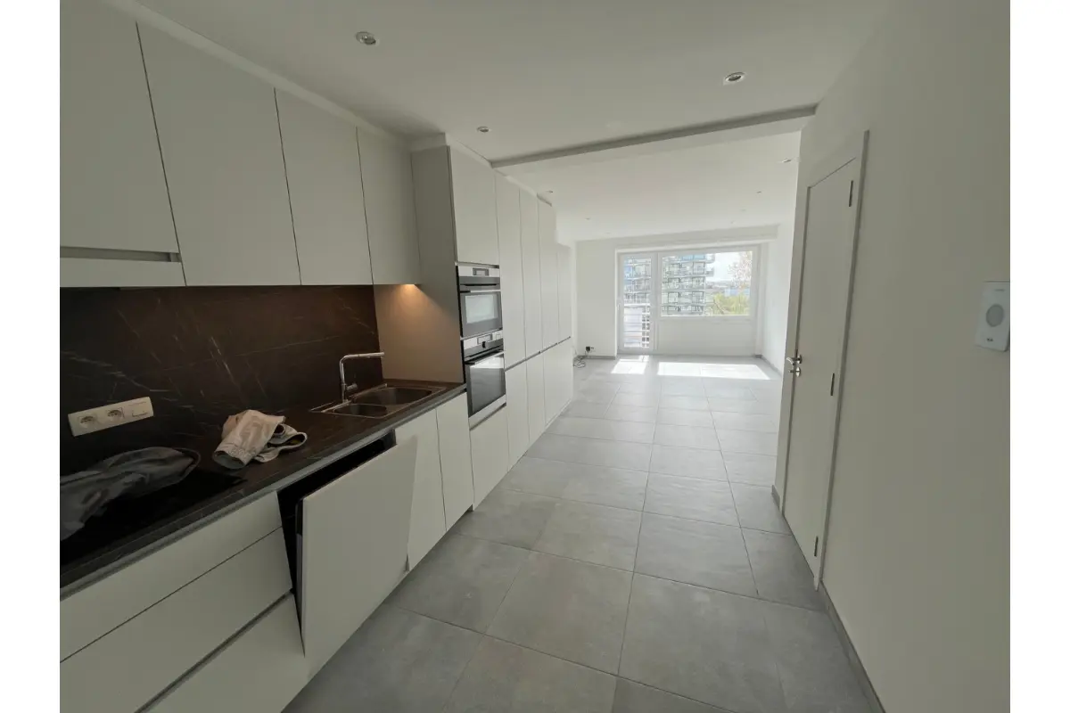 Appartement te  huur in Oostende 8400 795.00€ 1 slaapkamers 57.00m² - Zoekertje 746118