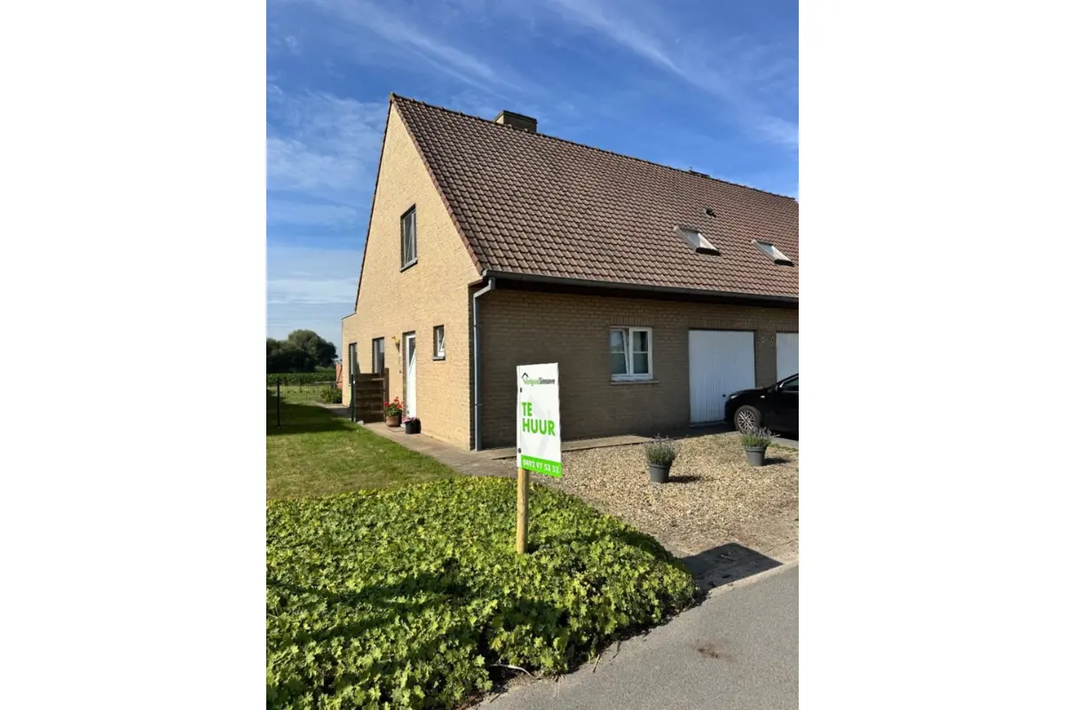 Huis te  huur in Kortemark 8610 910.00€ 3 slaapkamers m² - Zoekertje 745762
