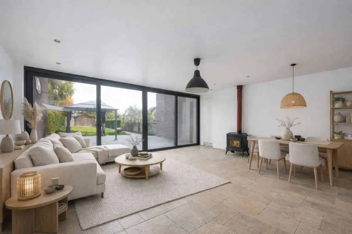Huis te  in Zandvoorde 8400 475000.00€ 5 slaapkamers 266.00m² - Zoekertje 746116