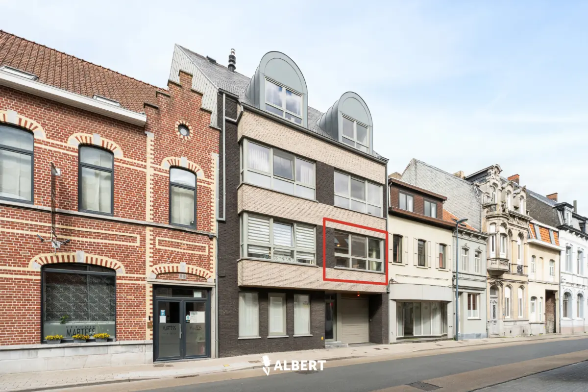 Appartement te  koop in Izegem 8870 150000.00€ 1 slaapkamers 55.00m² - Zoekertje 747038
