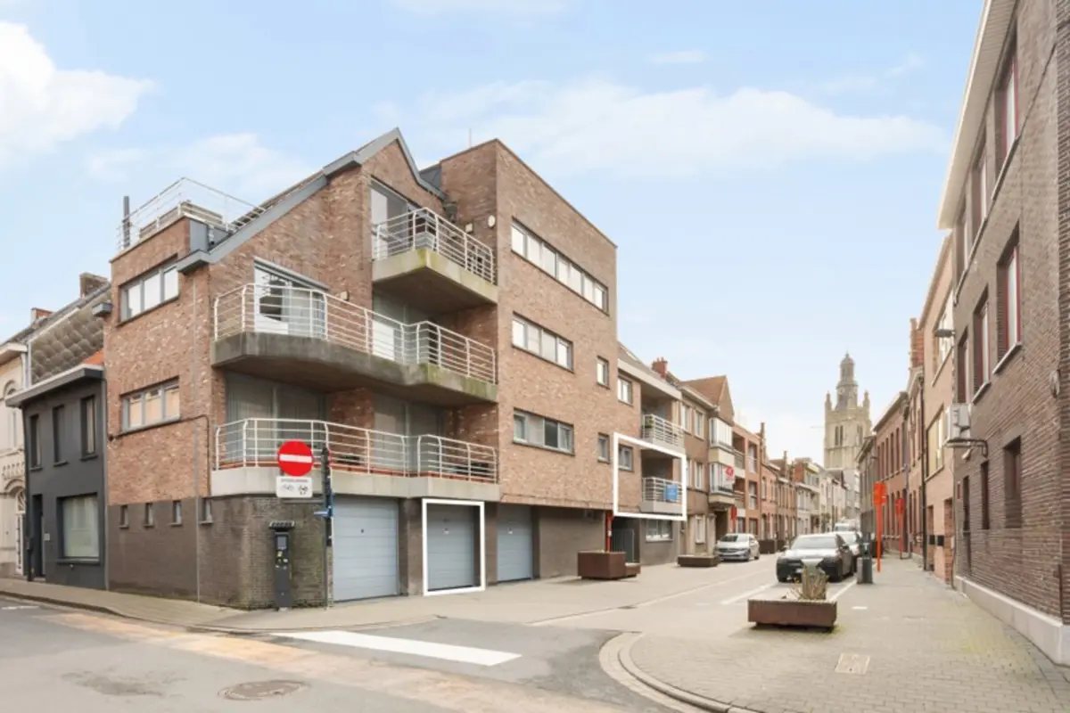 Appartement te  koop in Roeselare 8800 249000.00€ 2 slaapkamers 108.00m² - Zoekertje 747364