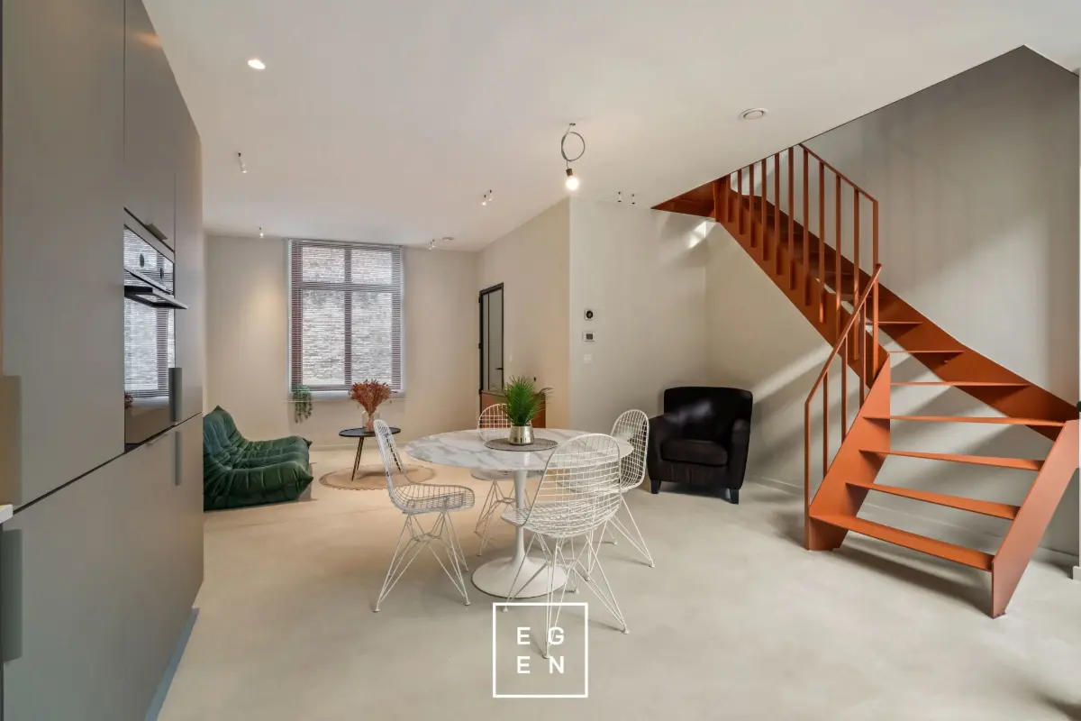 Huis te  koop in Brugge 8000 399000.00€ 2 slaapkamers 108.00m² - Zoekertje 748136