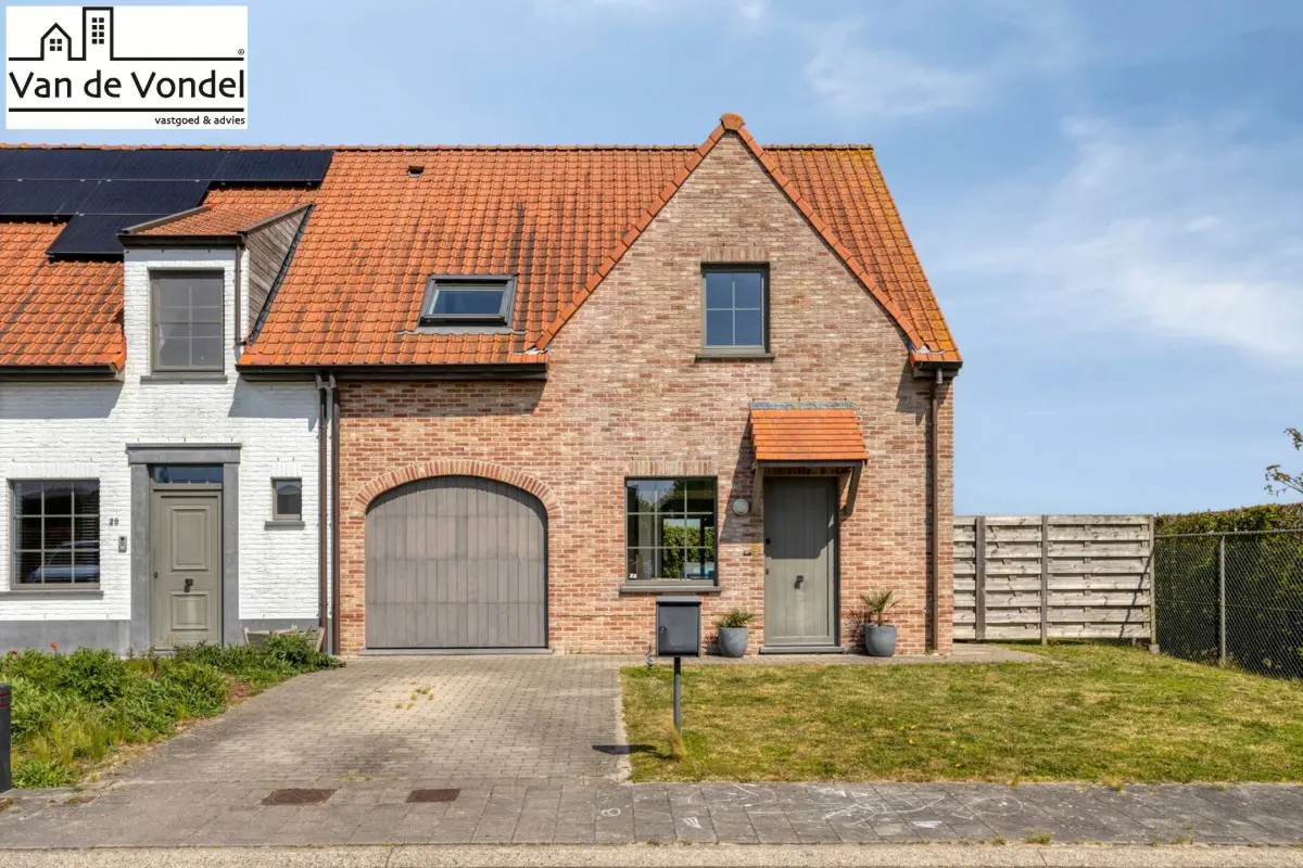 Huis te  koop in Veurne 8630 435000.00€ 3 slaapkamers 154.00m² - Zoekertje 750301