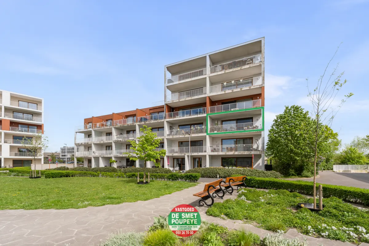 Appartement te  koop in Assebroek 8310 365000.00€ 2 slaapkamers 90.00m² - Zoekertje 749641