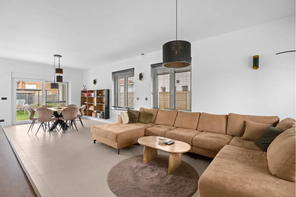 Huis te  koop in Sint-Michiels 8200 794800.00€ 5 slaapkamers 259.00m² - Zoekertje 750791