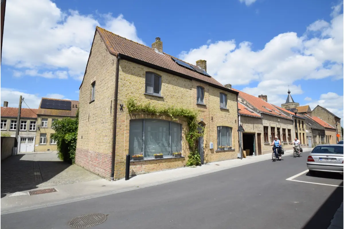 Appartementsgebouw te  koop in Alveringem 8690 335000.00€ 3 slaapkamers 169.00m² - Zoekertje 751057