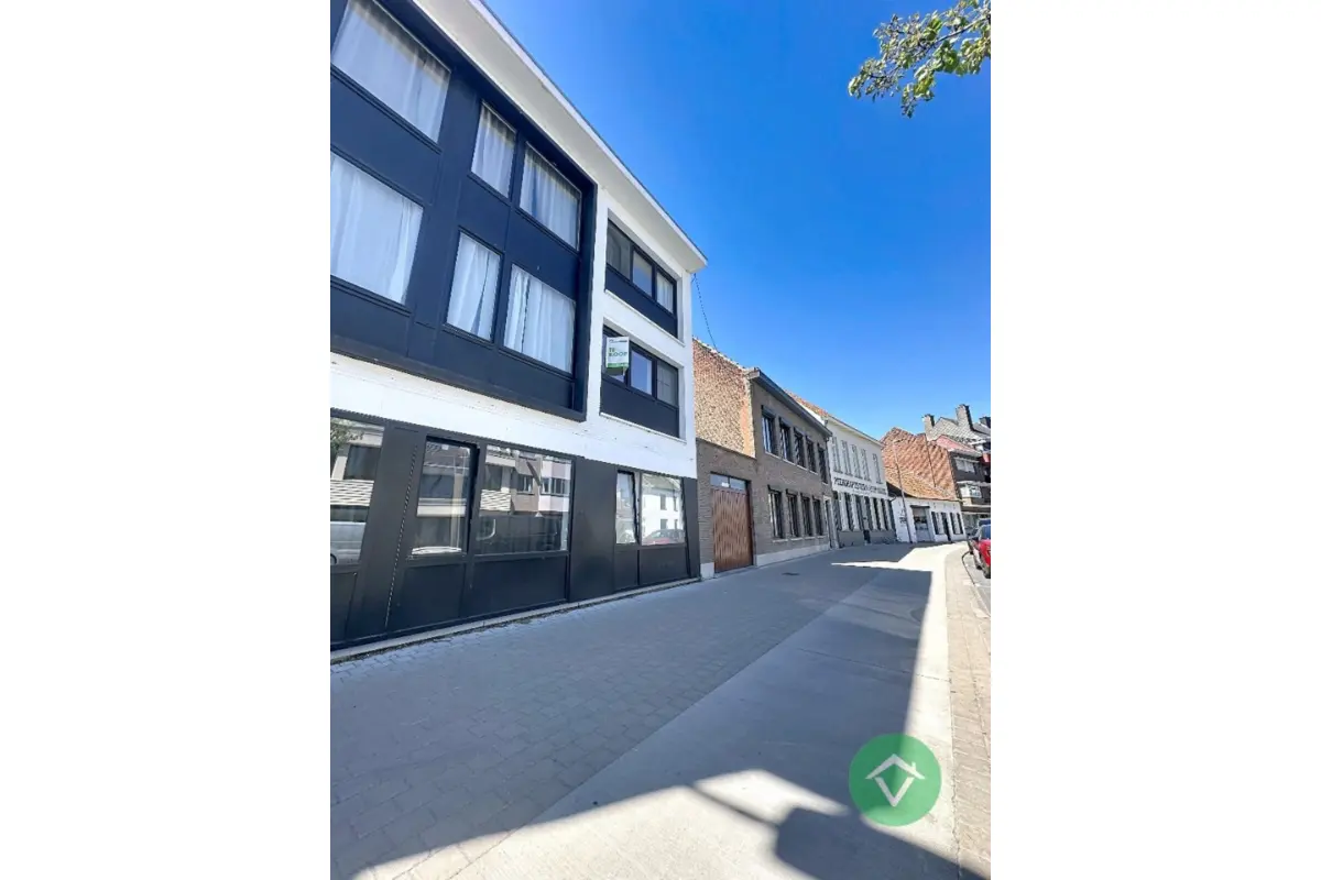 Appartement te  koop in Torhout 8820 195000.00€ 2 slaapkamers 94.00m² - Zoekertje 751077