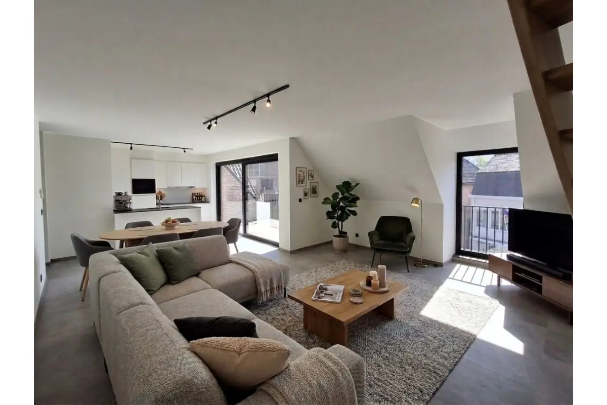 Appartement te  huur in Ruiselede 8755 970.00€ 2 slaapkamers 92.00m² - Zoekertje 750996