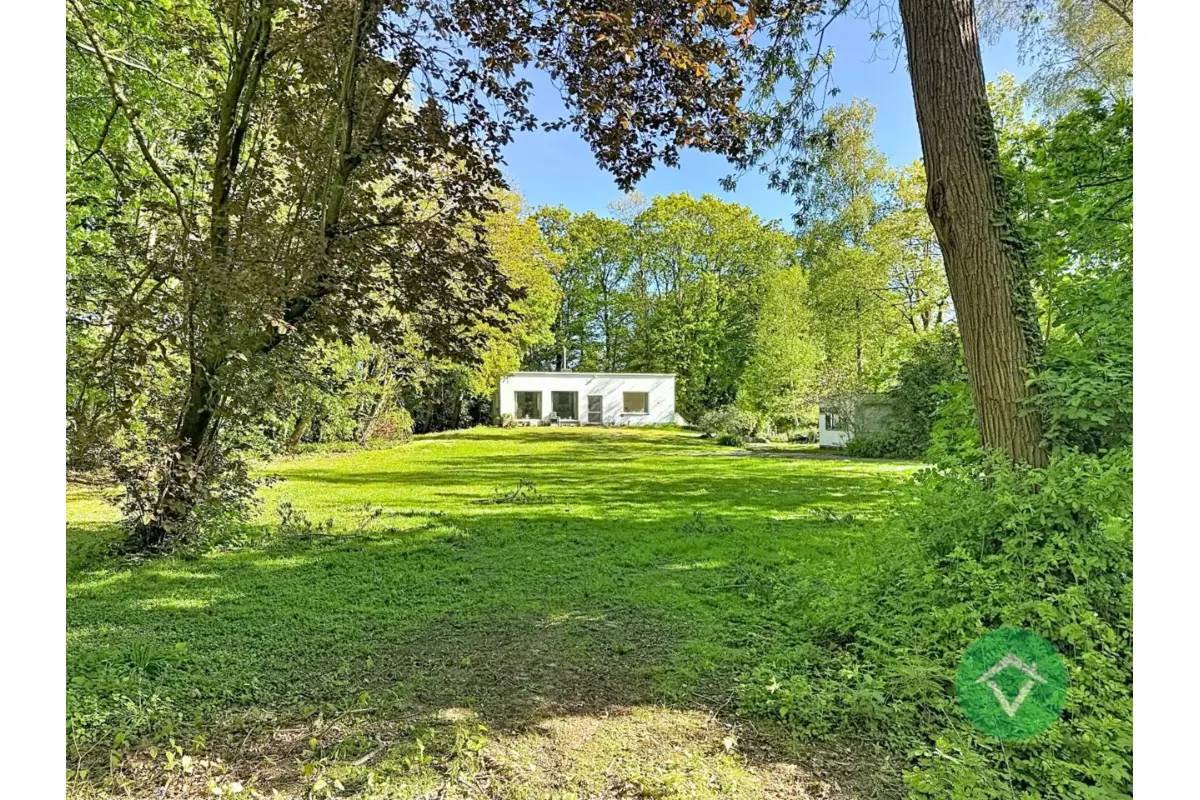 Huis te  koop in Assebroek 8310 1450000.00€ 2 slaapkamers 137.00m² - Zoekertje 751191