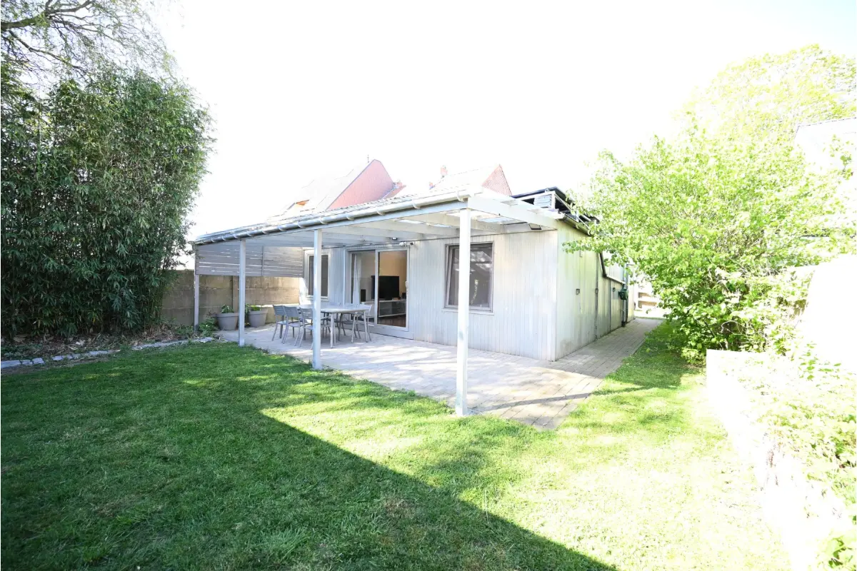 Bungalow te  in Eernegem 8480 188000.00€ 2 slaapkamers m² - Zoekertje 751456