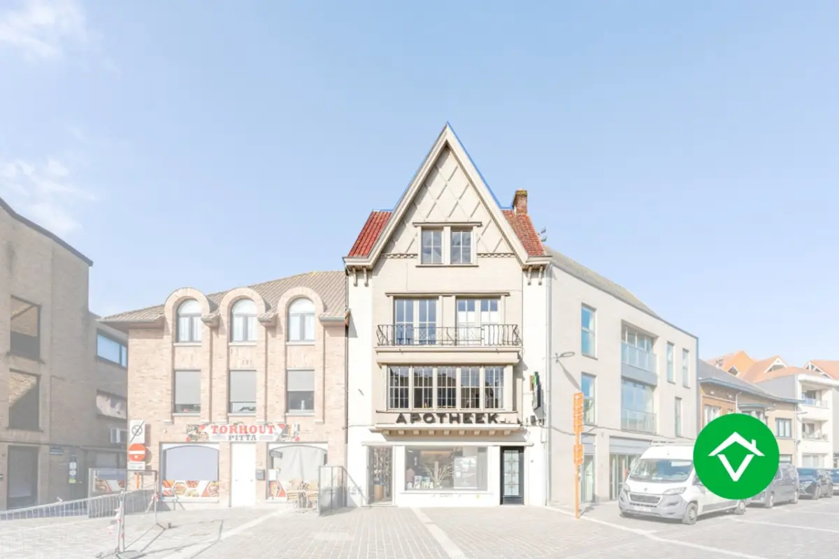 Appartement te  koop in Torhout 8820 475000.00€ 5 slaapkamers m² - Zoekertje 751415