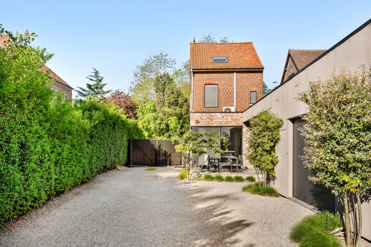 Huis te  koop in Harelbeke 8530 449000.00€ 3 slaapkamers 150.00m² - Zoekertje 752154