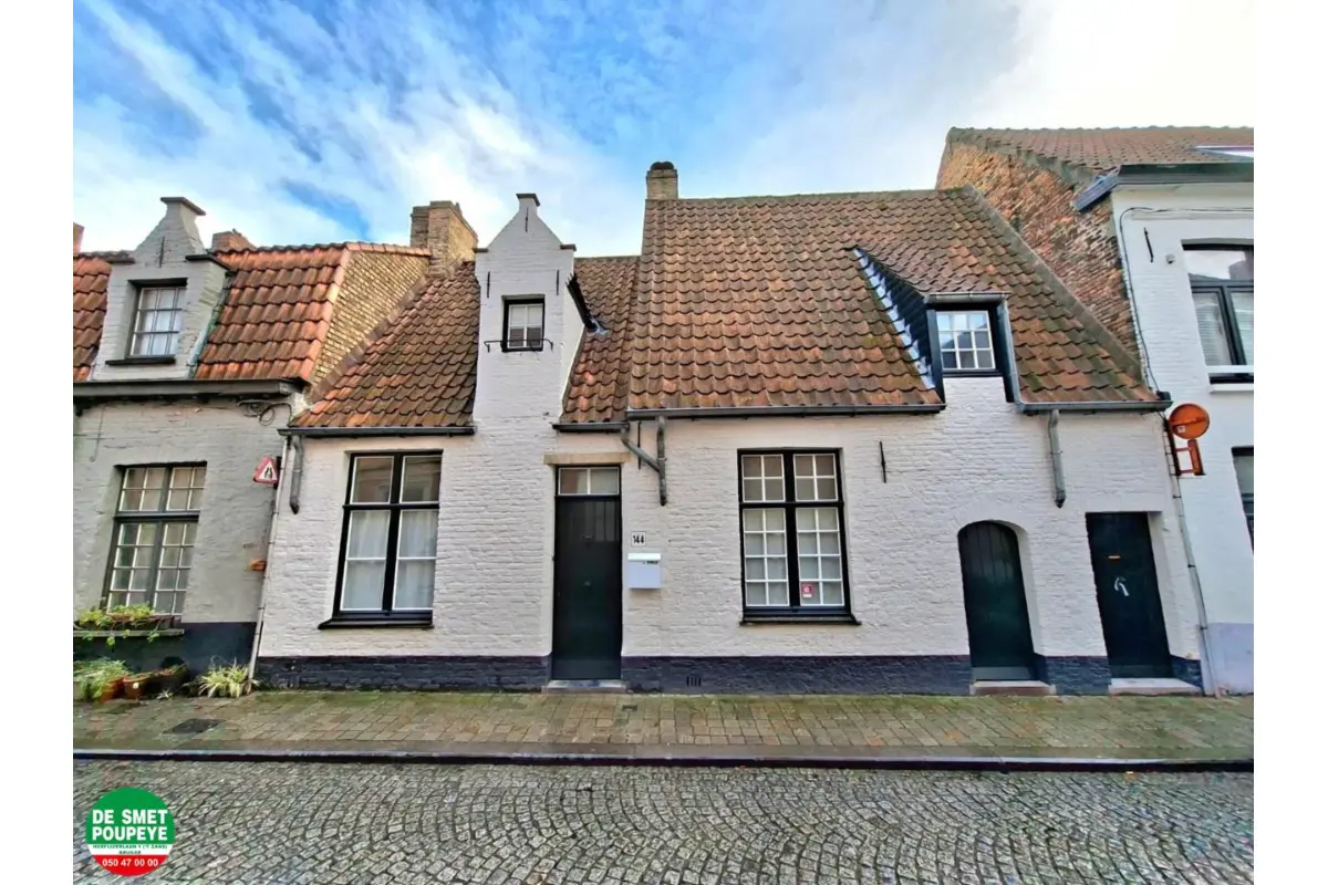 Huis te  huur in Brugge 8000 1080.00€ 2 slaapkamers m² - Zoekertje 753551
