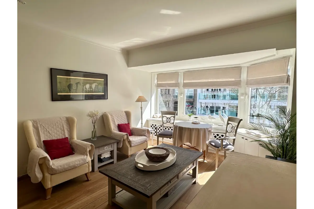 Appartement te  huur in Knokke 8300 1050.00€ 1 slaapkamers 60.00m² - Zoekertje 753966