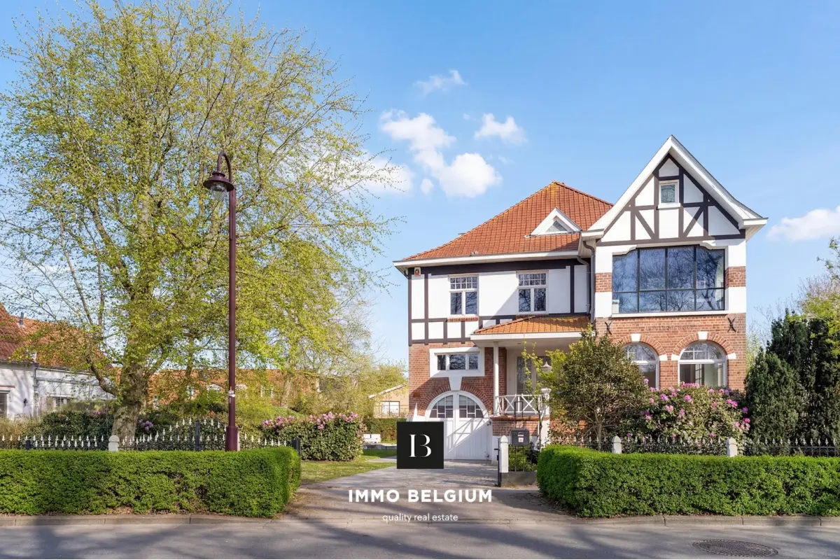 Huis te  in De Haan 8420 2495000.00€ 6 slaapkamers 454.00m² - Zoekertje 754956