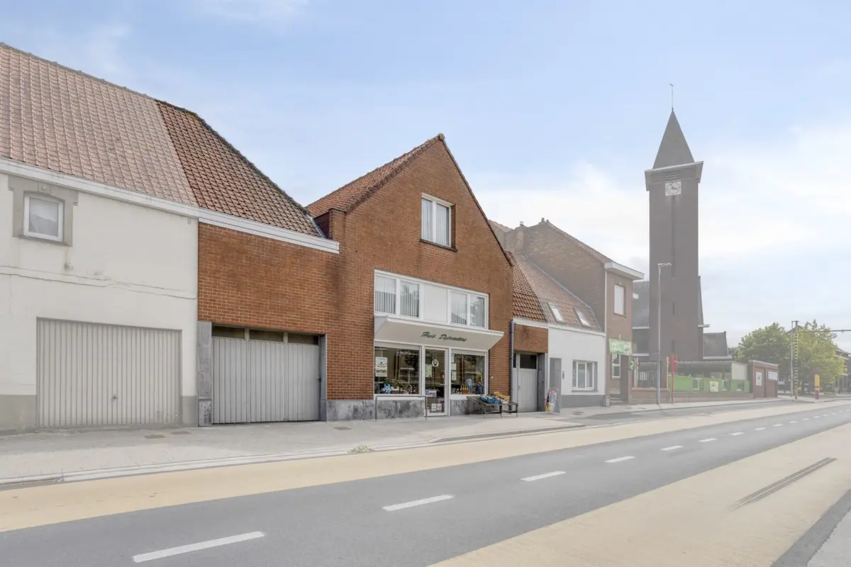 Handelszaak te  koop in Anzegem 8570 420000.00€ 4 slaapkamers 224.00m² - Zoekertje 754999