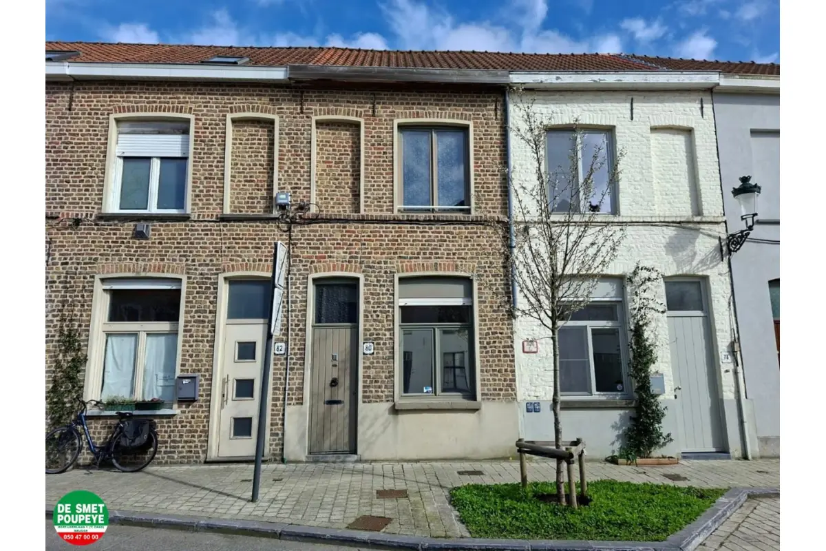 Huis te  huur in Brugge 8000 825.00€ 2 slaapkamers 110.00m² - Zoekertje 756326