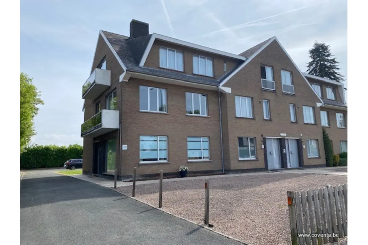 Appartement te  in Roeselare 8800 795.00€ 3 slaapkamers 132.00m² - Zoekertje 757392