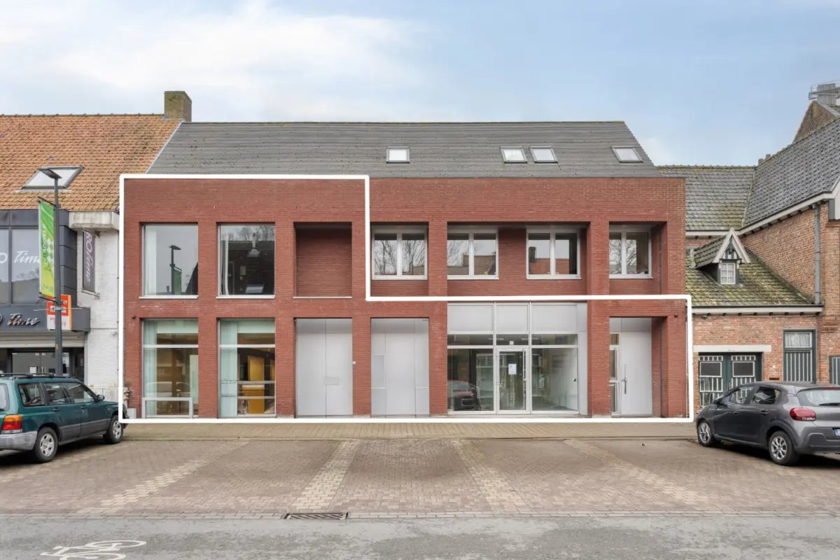 Huis te  koop in Dadizele 8890 324450.00€  slaapkamers 410.00m² - Zoekertje 757301