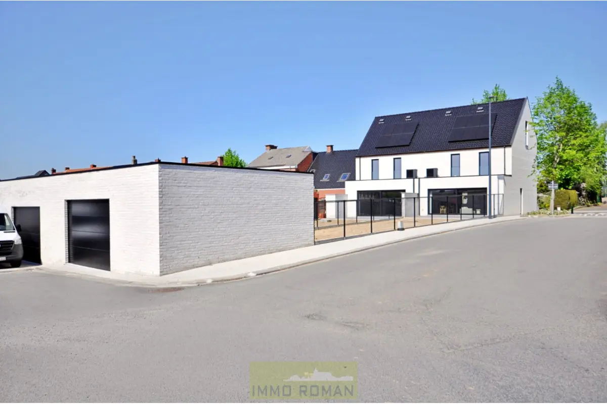 Huis te  koop in Zwevegem 8550 450000.00€ 3 slaapkamers 175.00m² - Zoekertje 757292